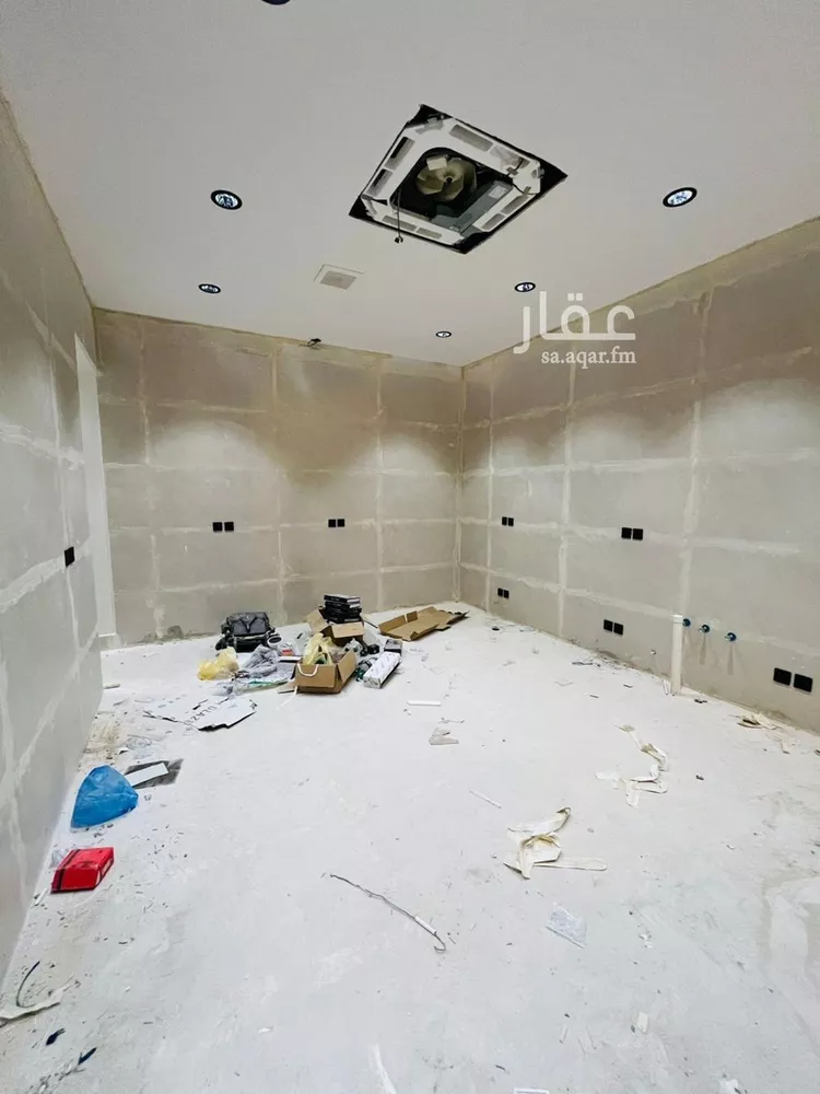 فيلا للبيع في شارع الحارث بن سليل, حي المهدية, مدينة الرياض, منطقة الرياض صورة 4