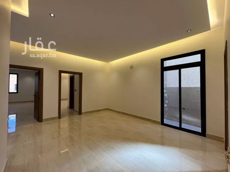 فيلا للبيع في شارع أبي الحسن الأسفرائيني, حي المهدية, مدينة الرياض, منطقة الرياض صورة 2