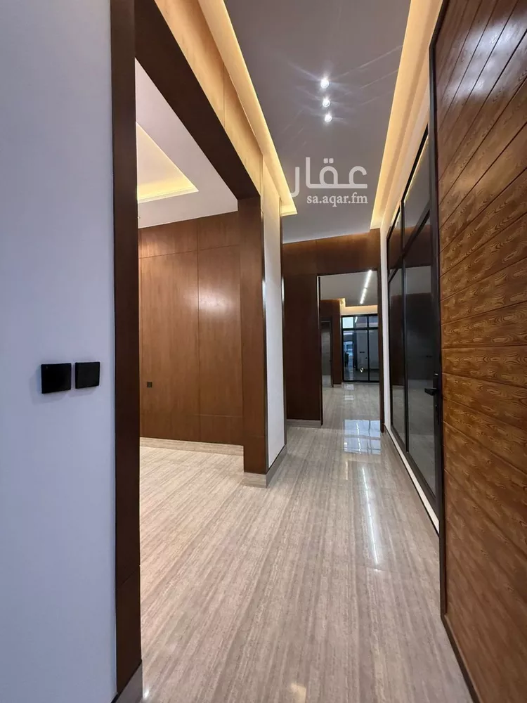 فيلا للبيع في شارع أبي الحسن الأسفرائيني, حي المهدية, مدينة الرياض, منطقة الرياض صورة 3
