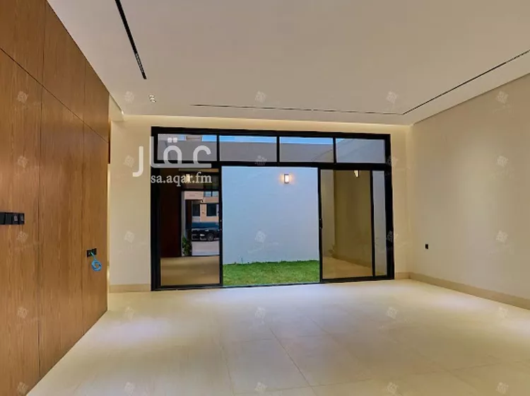 فيلا للبيع في شارع أبي الحسن الأسفرائيني, حي المهدية, مدينة الرياض, منطقة الرياض صورة 4