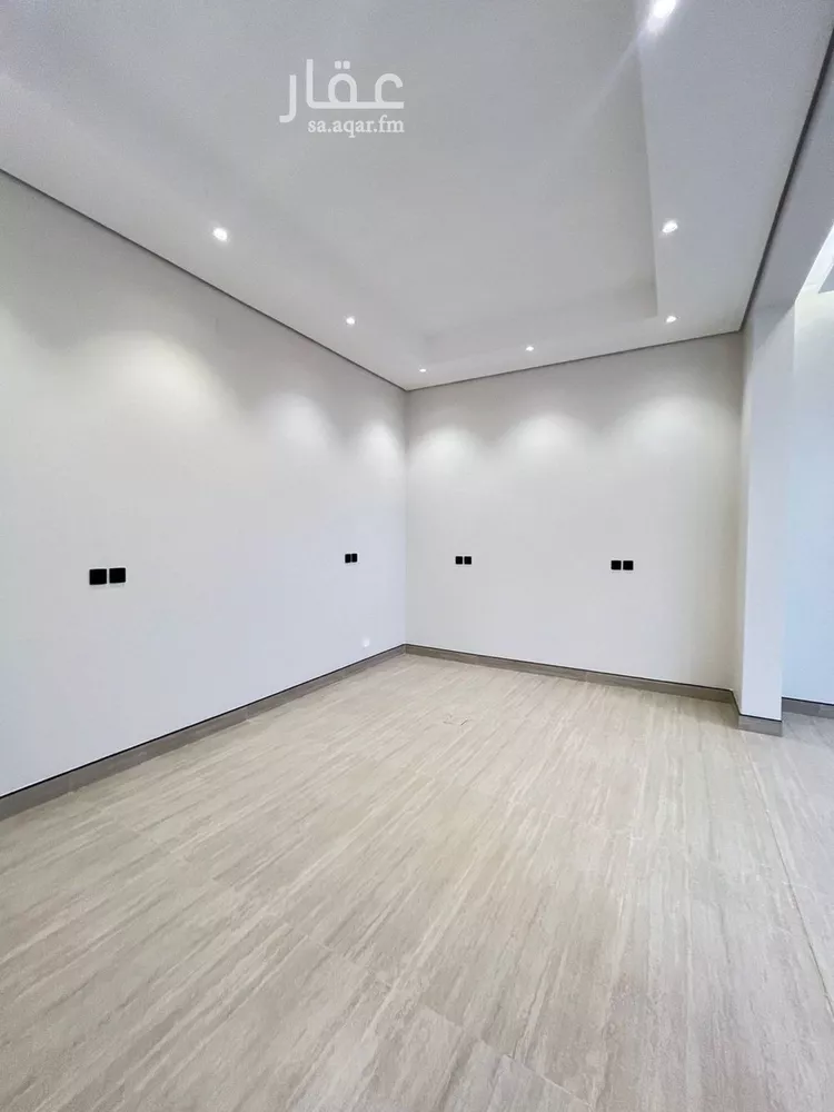 Villa for Sale in Riyadh Al Mahdiyah 14
