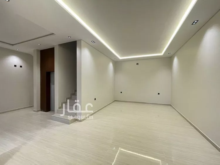 فيلا للبيع في شارع خلف الأحمر, حي المهدية, مدينة الرياض, منطقة الرياض صورة 4