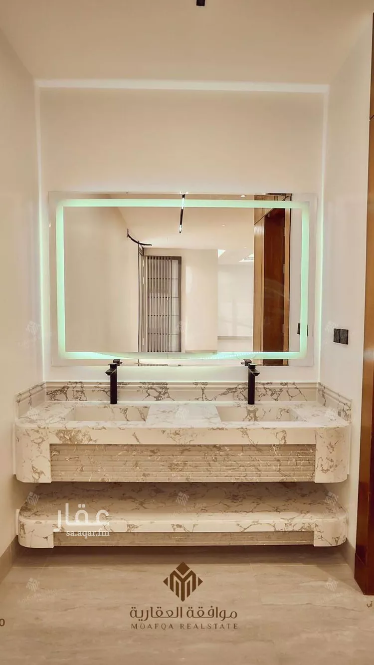 فيلا للبيع في شارع أبي الحسن الأسفرائيني, حي المهدية, مدينة الرياض, منطقة الرياض صورة 3