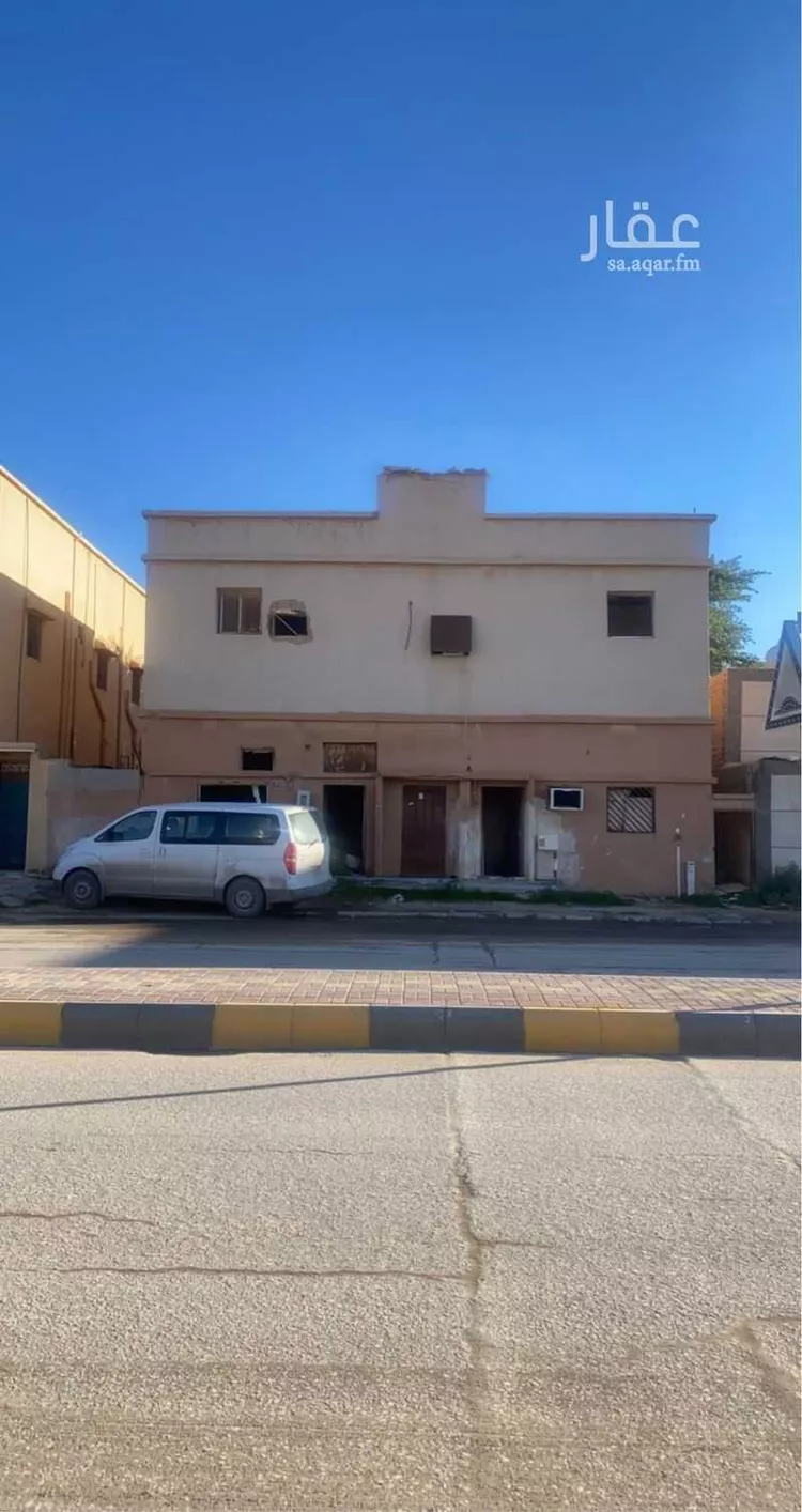 أرض للبيع في شارع صلاح الدين الايوبي ، حي العزيزية ، حفر الباطن ، حفر الباطن