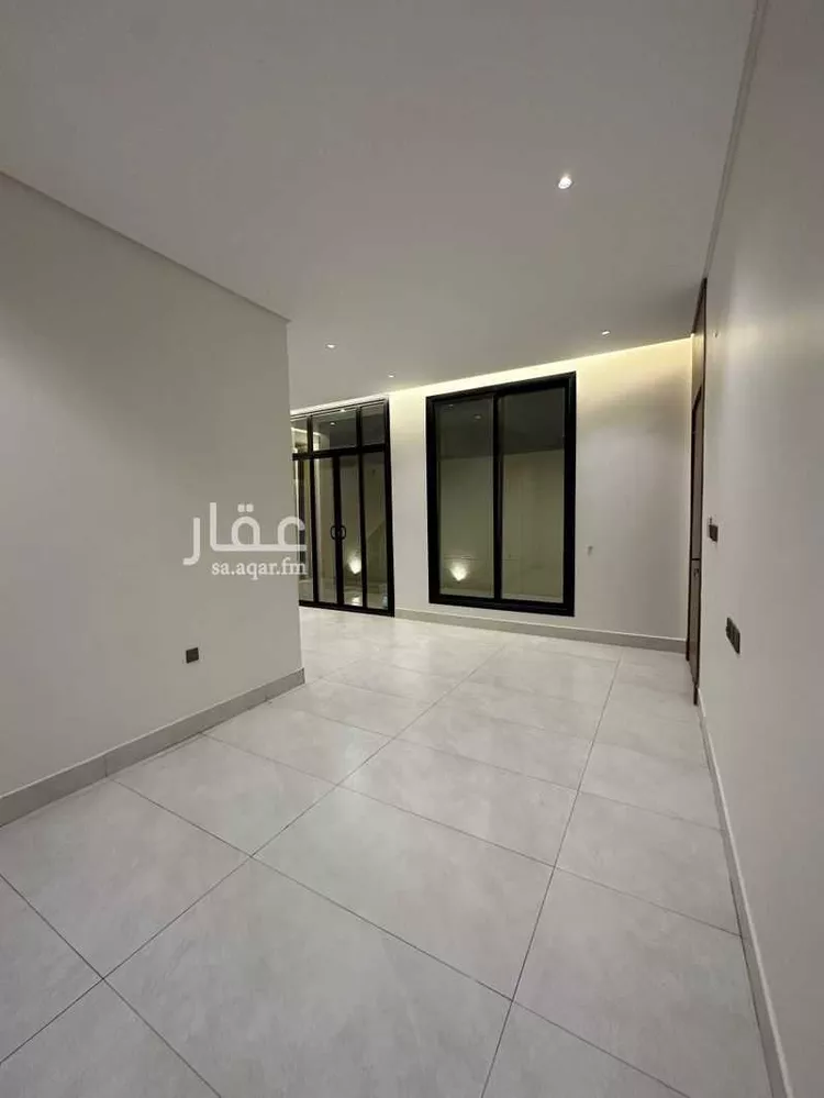 فيلا للإيجار في شارع يحيى بن خالد البرمكي, حي المهدية, مدينة الرياض, منطقة الرياض صورة 4