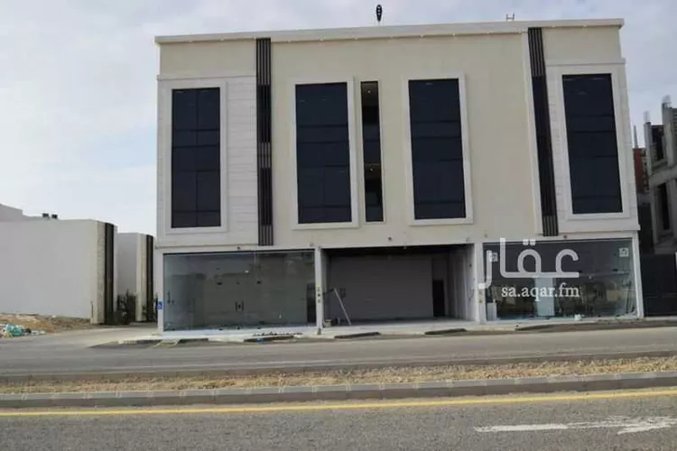 عمارة للبيع في شارع عمير بن سنان بن عرفطة, حي المهدية, مدينة الرياض, منطقة الرياض صورة 2