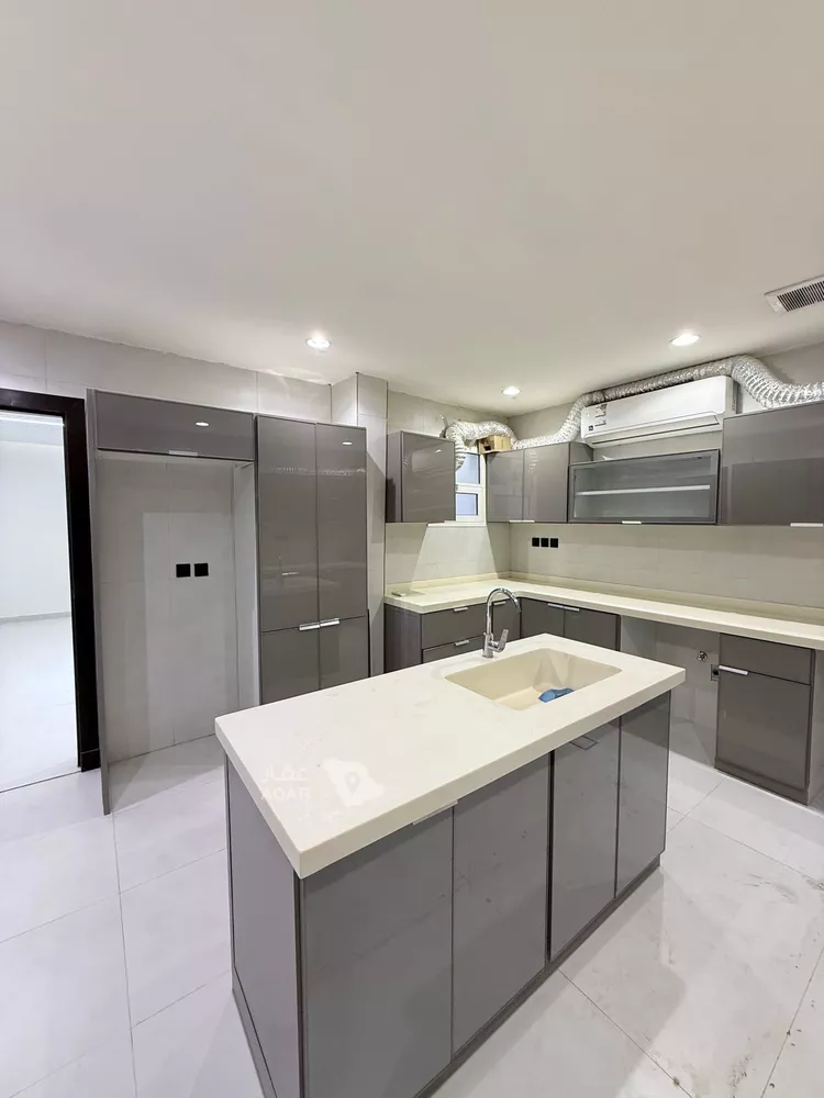 Apartment for Rent in Riyadh Al Malqa 12