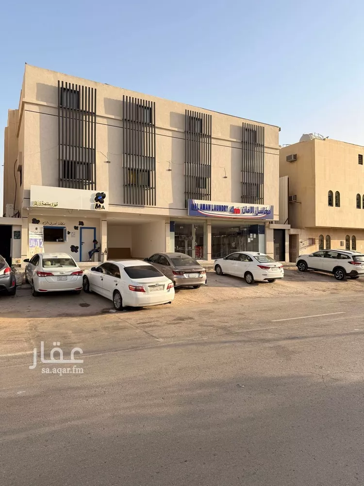 عمارة للبيع في شارع محمد بن هادي بن قرملة, حي النسيم الشرقي, مدينة الرياض, منطقة الرياض صورة 2