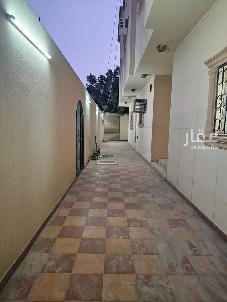 Floor for Rent in Riyadh Al Aziziyah