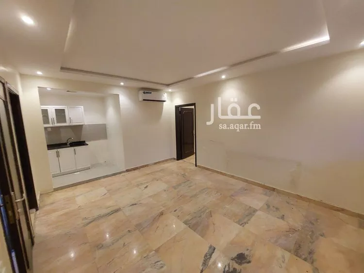 شقة للإيجار في شارع عزيز بن عمير, حي النزهة, مدينة الرياض, منطقة الرياض