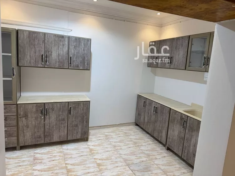 شقة للإيجار في شارع بويط, حي إشبيلية, مدينة الرياض, منطقة الرياض صورة 2