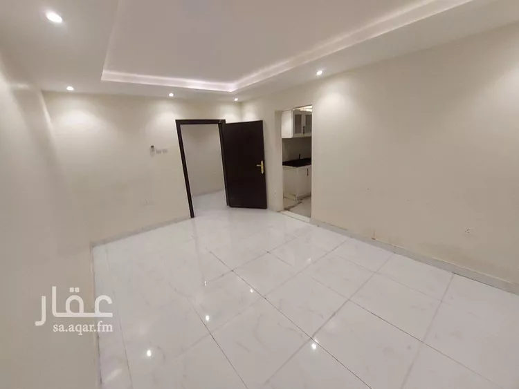شقة للإيجار في شارع عزيز بن عمير, حي النزهة, مدينة الرياض, منطقة الرياض صورة 4