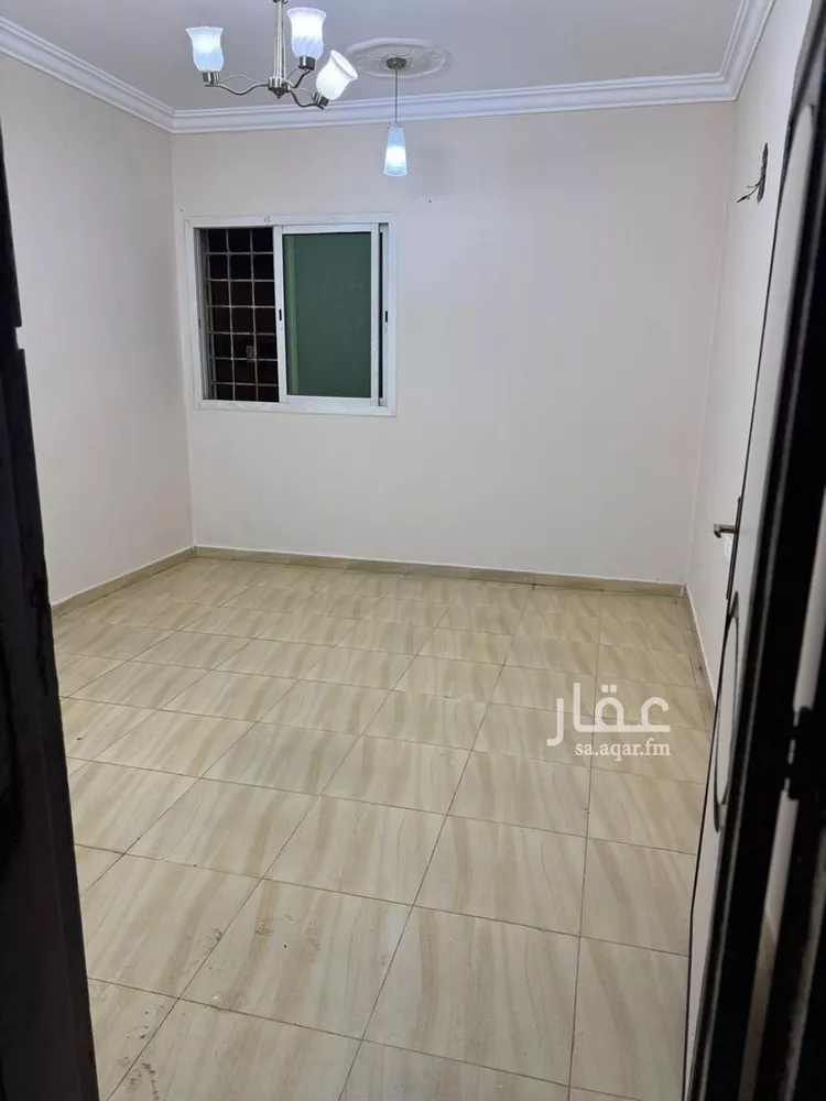 فيلا للإيجار في شارع بويط, حي إشبيلية, مدينة الرياض, منطقة الرياض صورة 3