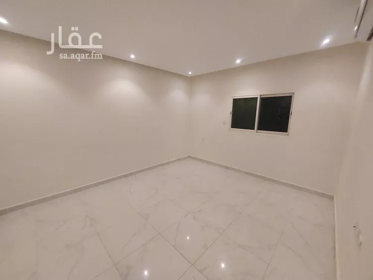 شقة للإيجار في شارع ميناء الاحمدي, حي إشبيلية, مدينة الرياض, منطقة الرياض صورة 2