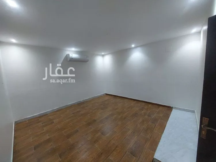 شقة للإيجار في شارع ميناء الاحمدي, حي إشبيلية, مدينة الرياض, منطقة الرياض صورة 2