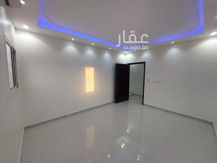 شقة للإيجار في شارع ميناء الاحمدي, حي إشبيلية, مدينة الرياض, منطقة الرياض صورة 2