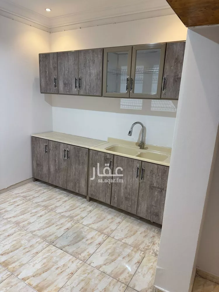 شقة للإيجار في شارع بويط, حي إشبيلية, مدينة الرياض, منطقة الرياض صورة 3