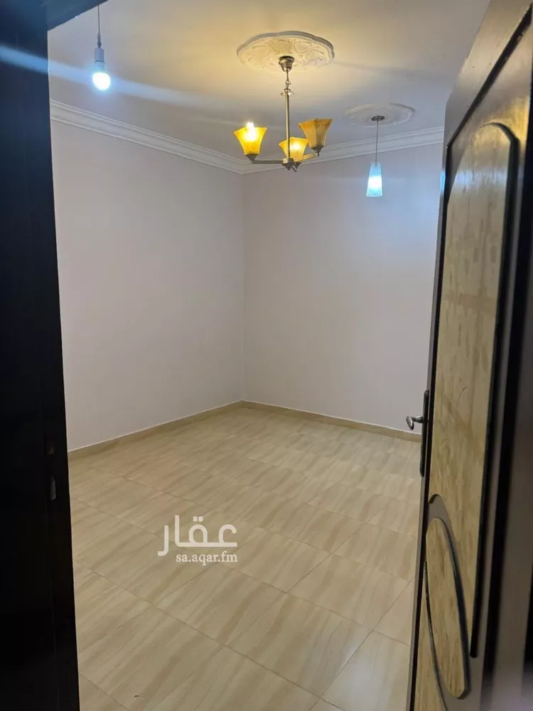 شقة للإيجار في شارع بويط, حي إشبيلية, مدينة الرياض, منطقة الرياض