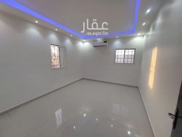 شقة للإيجار في شارع ميناء الاحمدي, حي إشبيلية, مدينة الرياض, منطقة الرياض صورة 4