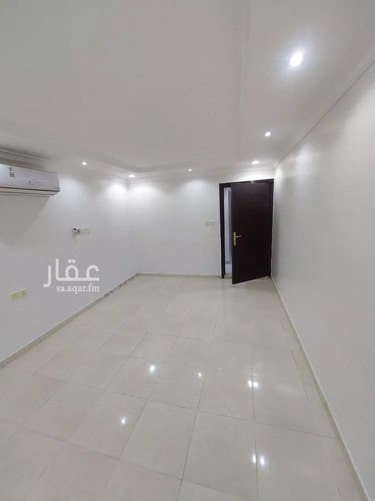 شقة للإيجار في شارع حمام الانف, حي الملقا, مدينة الرياض, منطقة الرياض صورة 2