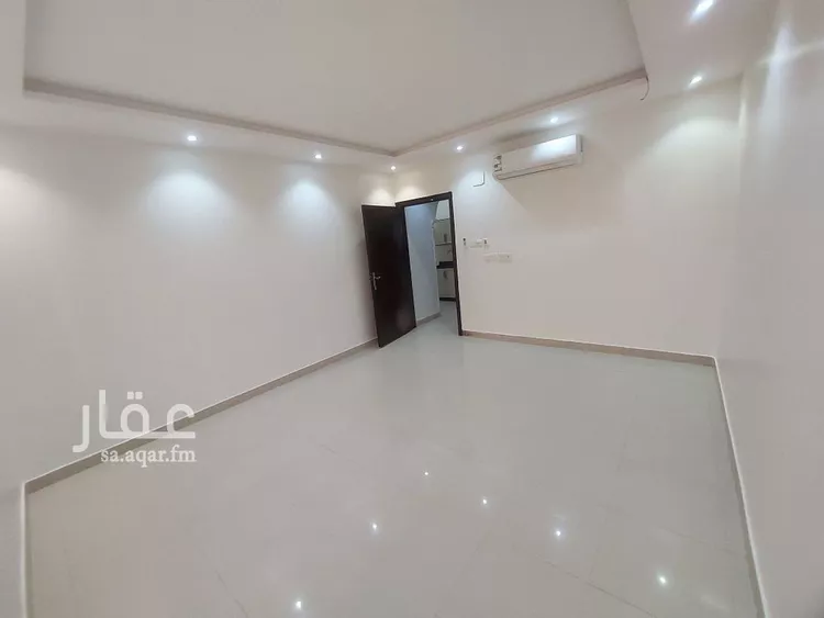 شقة للإيجار في شارع ميناء الاحمدي, حي إشبيلية, مدينة الرياض, منطقة الرياض صورة 5