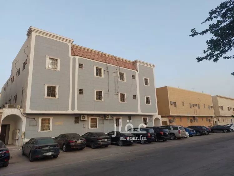 شقة للإيجار في شارع ميناء الاحمدي, حي إشبيلية, مدينة الرياض, منطقة الرياض