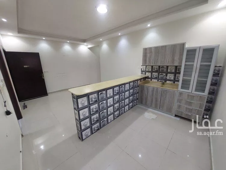 شقة للإيجار في شارع ميناء الاحمدي, حي إشبيلية, مدينة الرياض, منطقة الرياض صورة 3