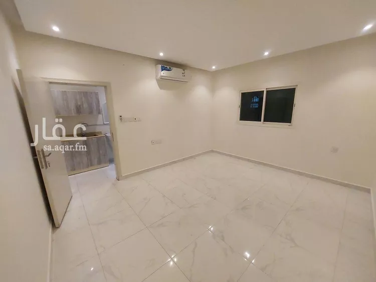 شقة للإيجار في شارع ميناء الاحمدي, حي إشبيلية, مدينة الرياض, منطقة الرياض صورة 4