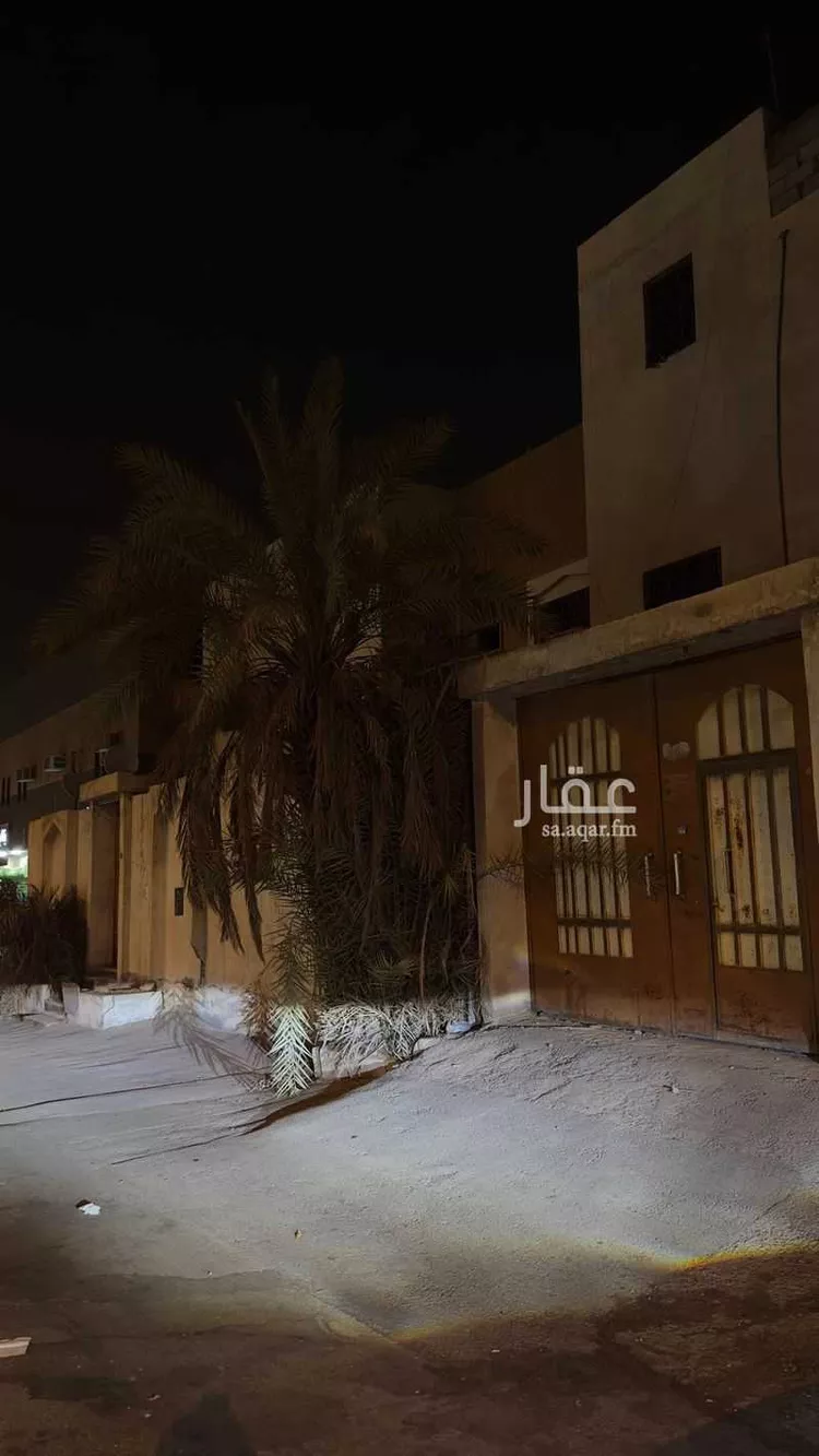 فيلا للبيع في شارع  ابي حنيفه, حي العريجاء الأوسط, مدينة الرياض, منطقة الرياض