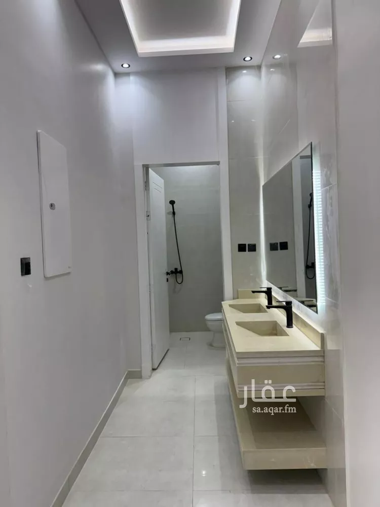 فيلا للبيع في حي الجنادرية, مدينة الرياض, منطقة الرياض 7