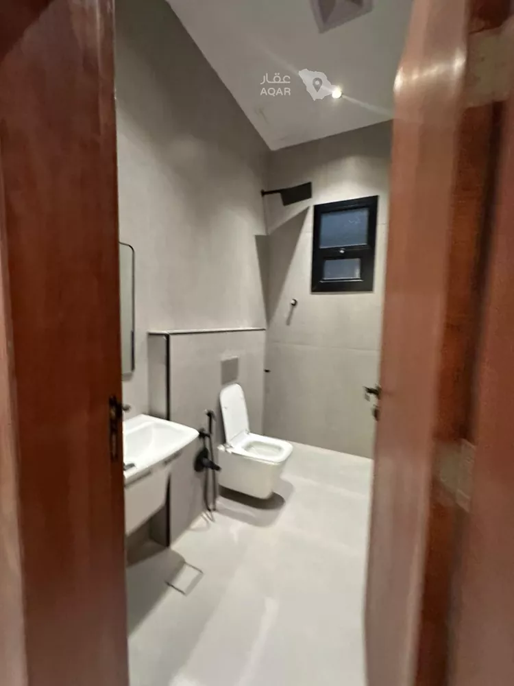 Villa for Sale in Riyadh Al Janadriyah 7