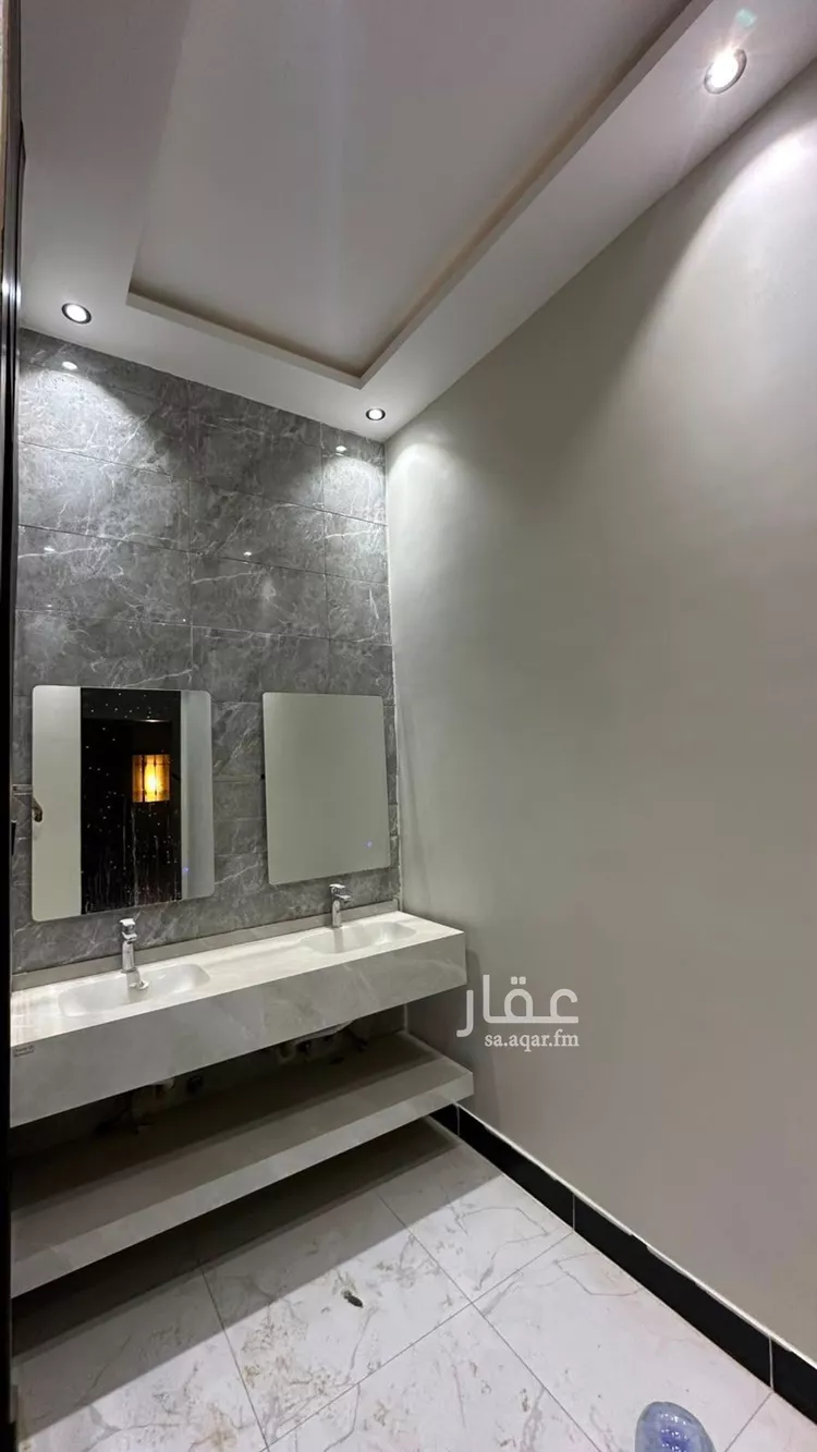 Floor for Sale in Riyadh Al Janadriyah صورة 4