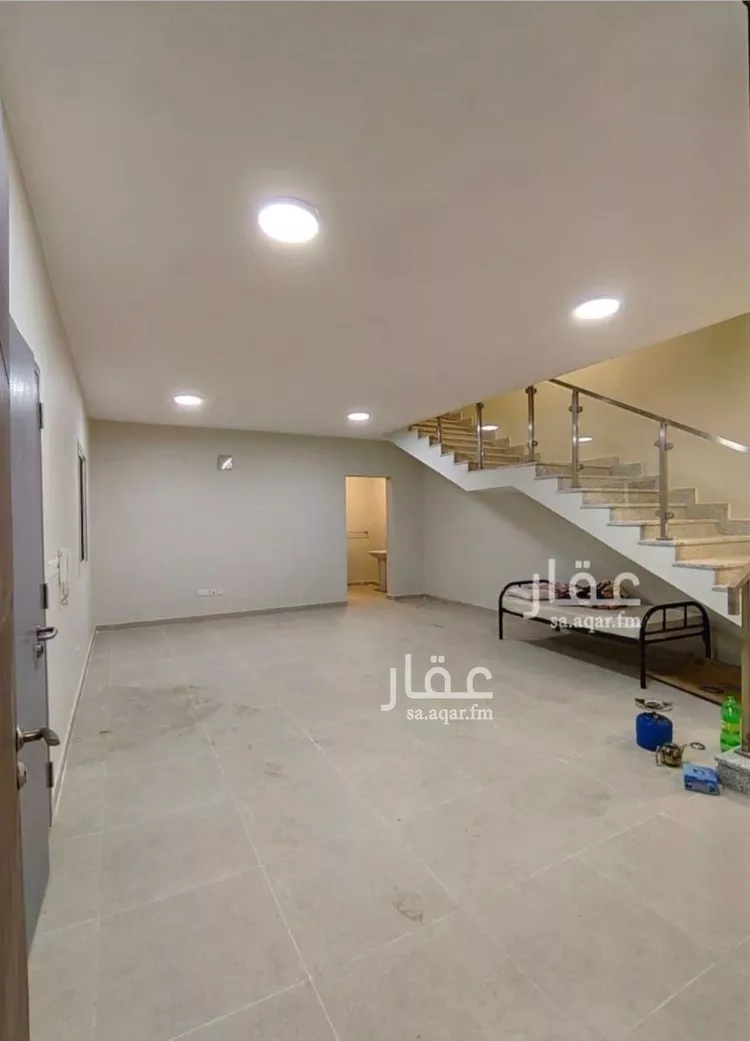 فيلا للبيع في شارع خرشان, حي الجنادرية, مدينة الرياض, منطقة الرياض صورة 2
