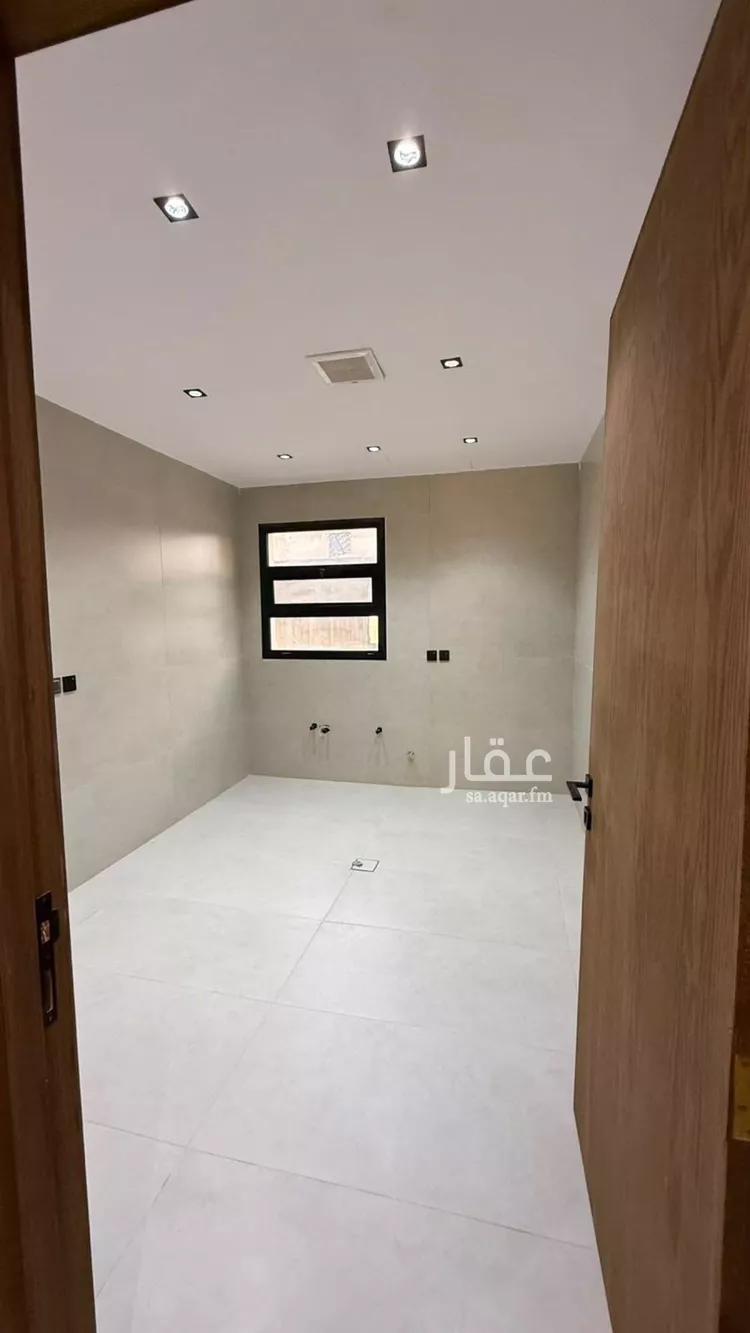 Villa for Sale in Riyadh Al Janadriyah 11