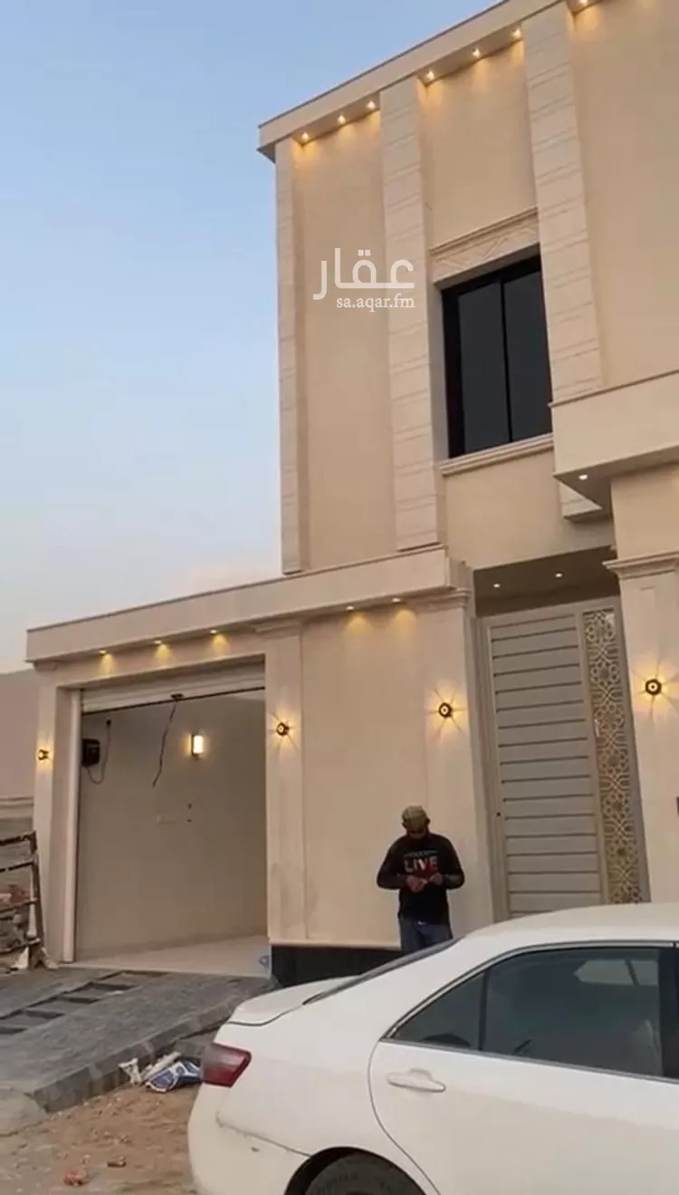 Villa for Sale in Riyadh Al Janadriyah 9