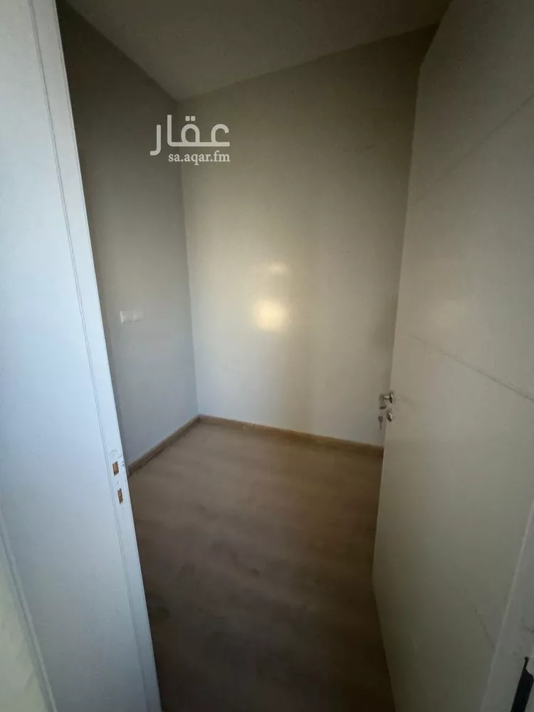 فيلا للإيجار في شارع سقطرة, حي الجنادرية, مدينة الرياض, منطقة الرياض 10