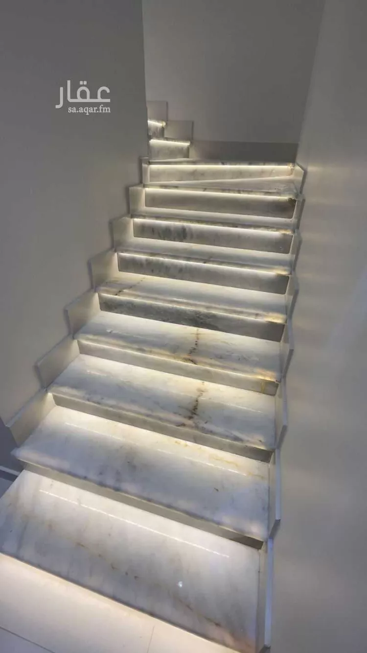 Villa for Sale in Jeddah Al Qryniah