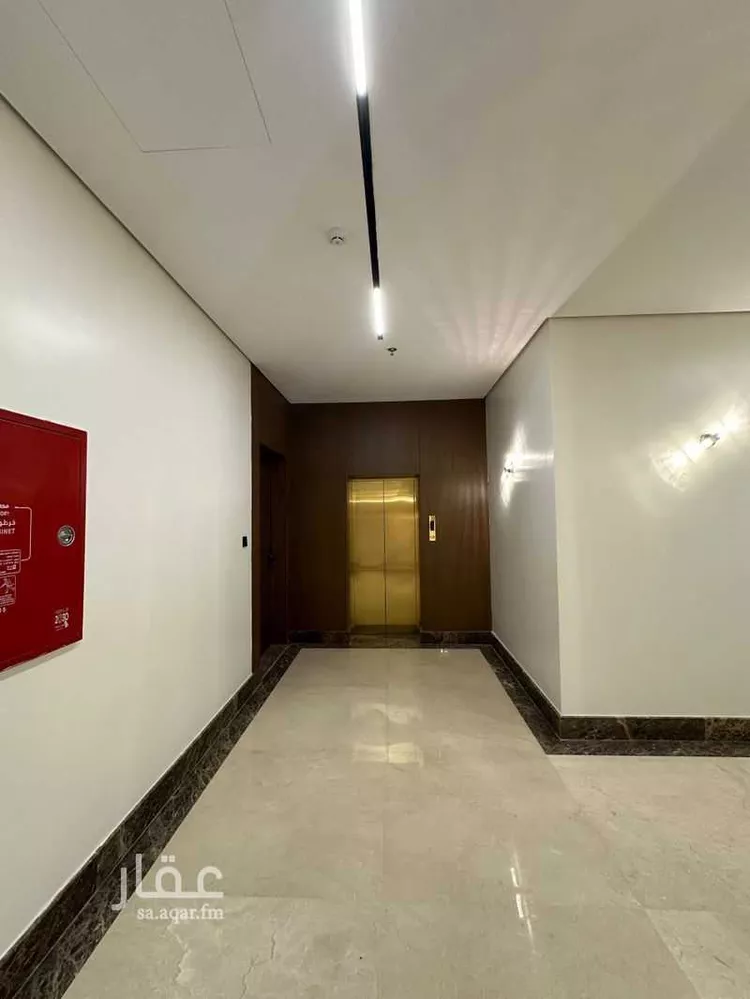 عمارة للإيجار في شارع أحمد البسطامي, حي العارض, مدينة الرياض, منطقة الرياض صورة 5