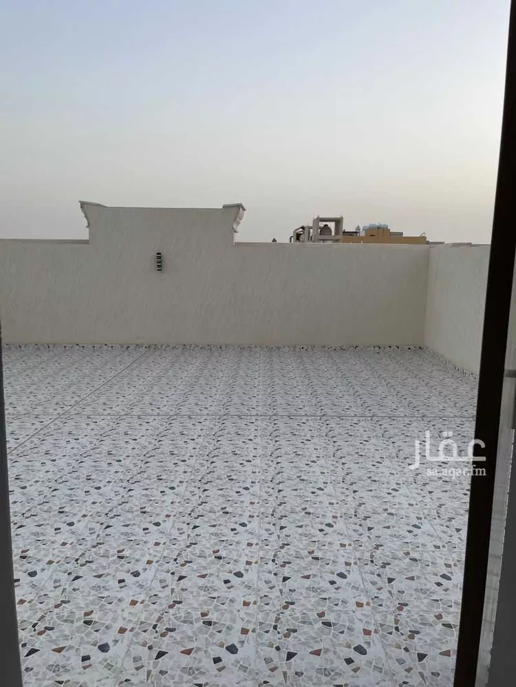 فيلا للبيع في شارع شرف الدين بن تيمية, حي المهدية, مدينة الرياض, منطقة الرياض صورة 2