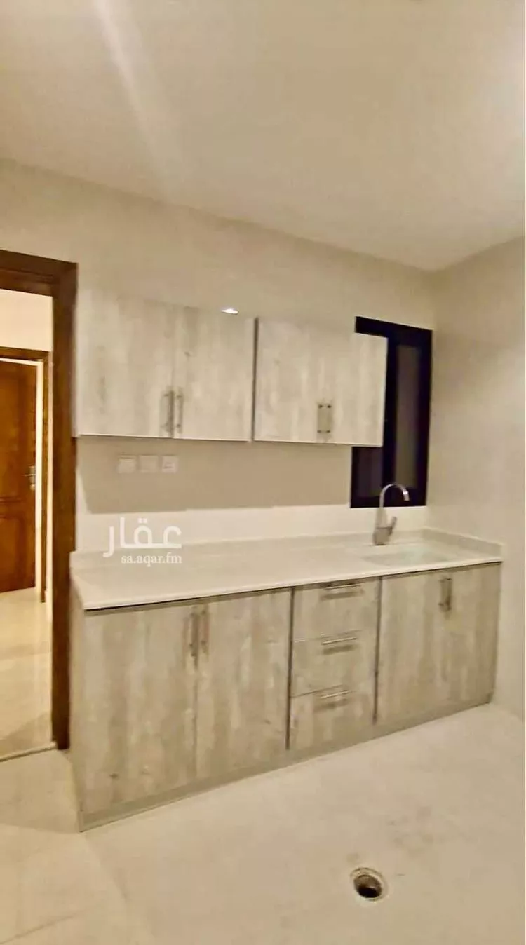 شقة للإيجار في شارع بقيق, حي الخبر الجنوبية, مدينة الخبر, المنطقة الشرقية