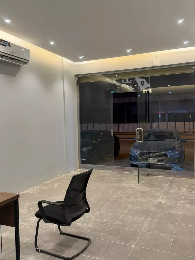 محل للإيجار في شارع قيس بن محصن, حي العوالي, مدينة الرياض, منطقة الرياض