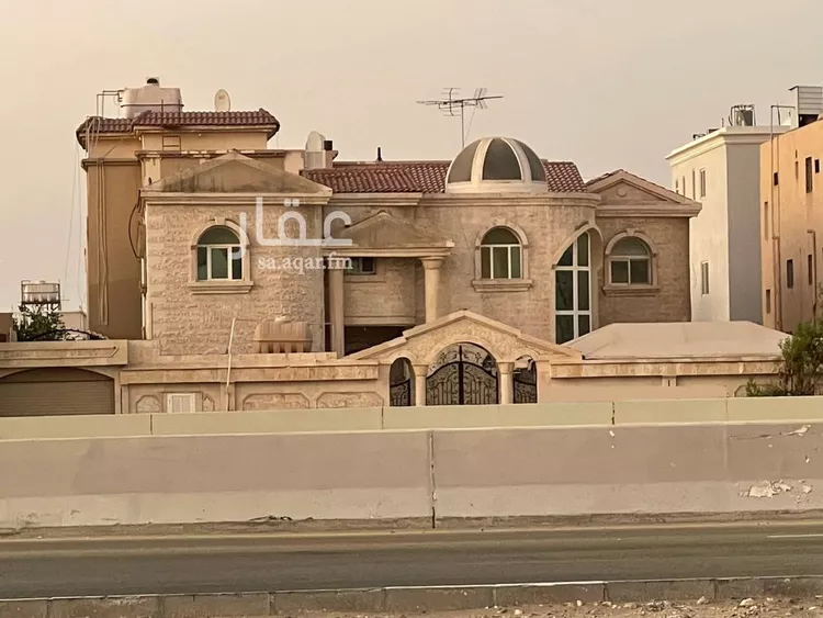 فيلا للإيجار في شارع ربيعة بن سعيد الاسلمي, حي الجامعيين, مدينة الدمام, المنطقة الشرقية
