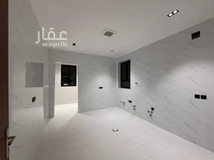 دور للبيع في حي الندوة, مدينة الرياض, منطقة الرياض 18