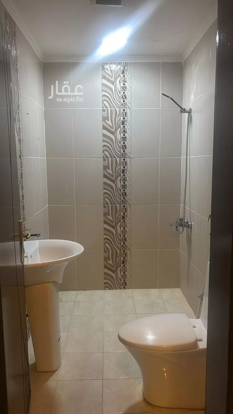 شقة للإيجار في شارع رقم 302, حي الملقا, مدينة الرياض, منطقة الرياض صورة 5