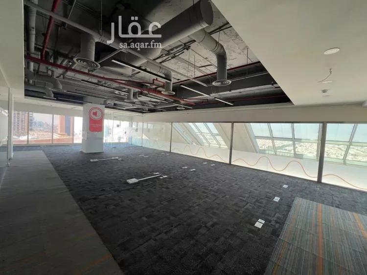 مكتب تجاري للإيجار في شارع الملك فهد, حي المحمدية, مدينة الرياض, منطقة الرياض 12
