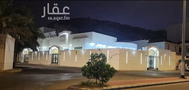 فيلا للبيع في شارع ابو طاهر المحلي, حي بطحاء قريش, مدينة مكه المكرمه, منطقة مكة المكرمة