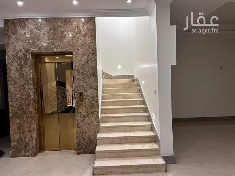 فيلا للإيجار في شارع رقم 352, حي الملقا, مدينة الرياض, منطقة الرياض صورة 3