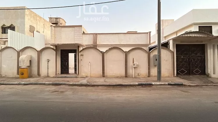 فيلا للبيع في شارع الخالدية, حي الملك فهد, مدينة المجمعة, منطقة الرياض