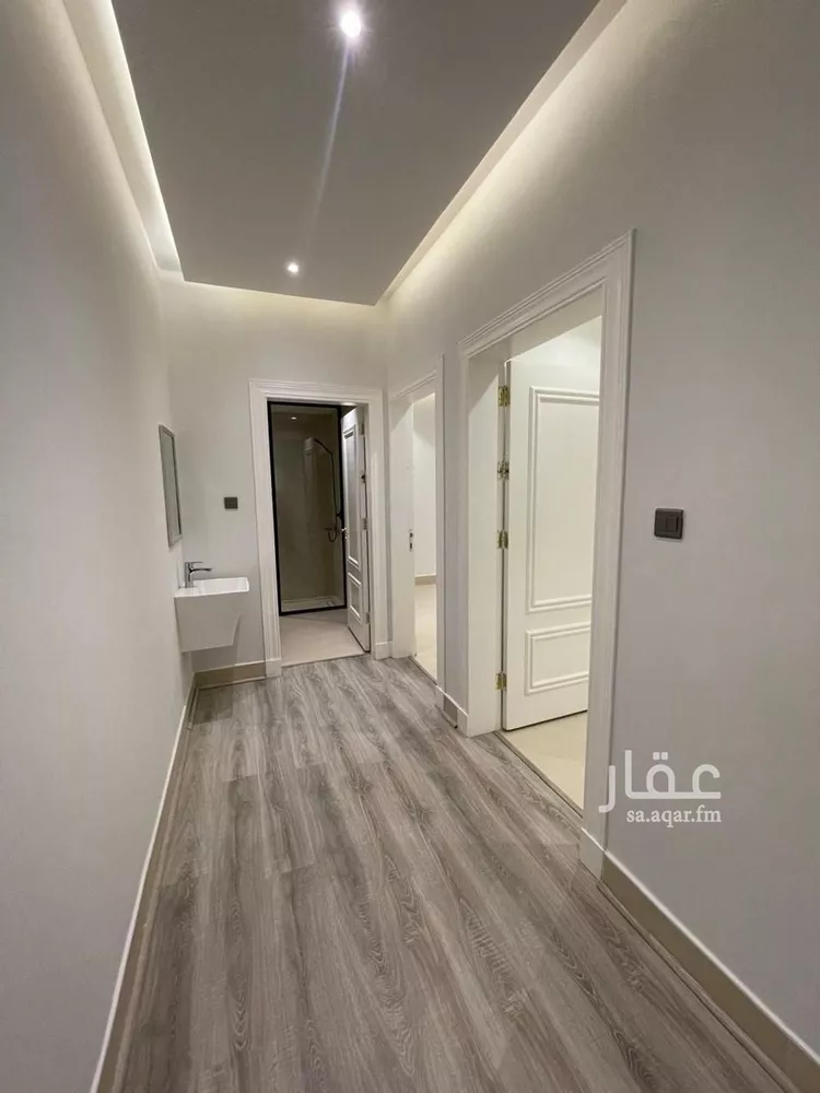 شقة للبيع في شارع شارع عبداللطيف بن عبدالملك آل الشيخ, حي الملقا, مدينة الرياض, منطقة الرياض صورة 5