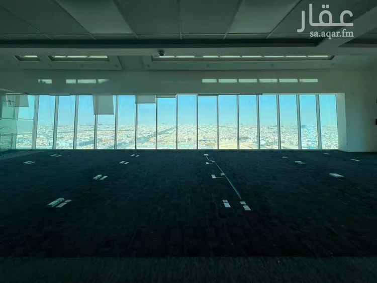 مكتب تجاري للإيجار في شارع الملك فهد, حي المحمدية, مدينة الرياض, منطقة الرياض 10